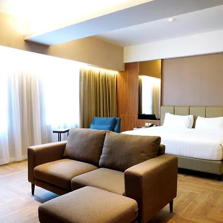 The Zhm Premiere Padang Hotel Exterior photo