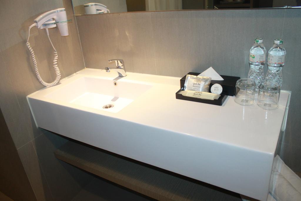 The Zhm Premiere Hotel 4*