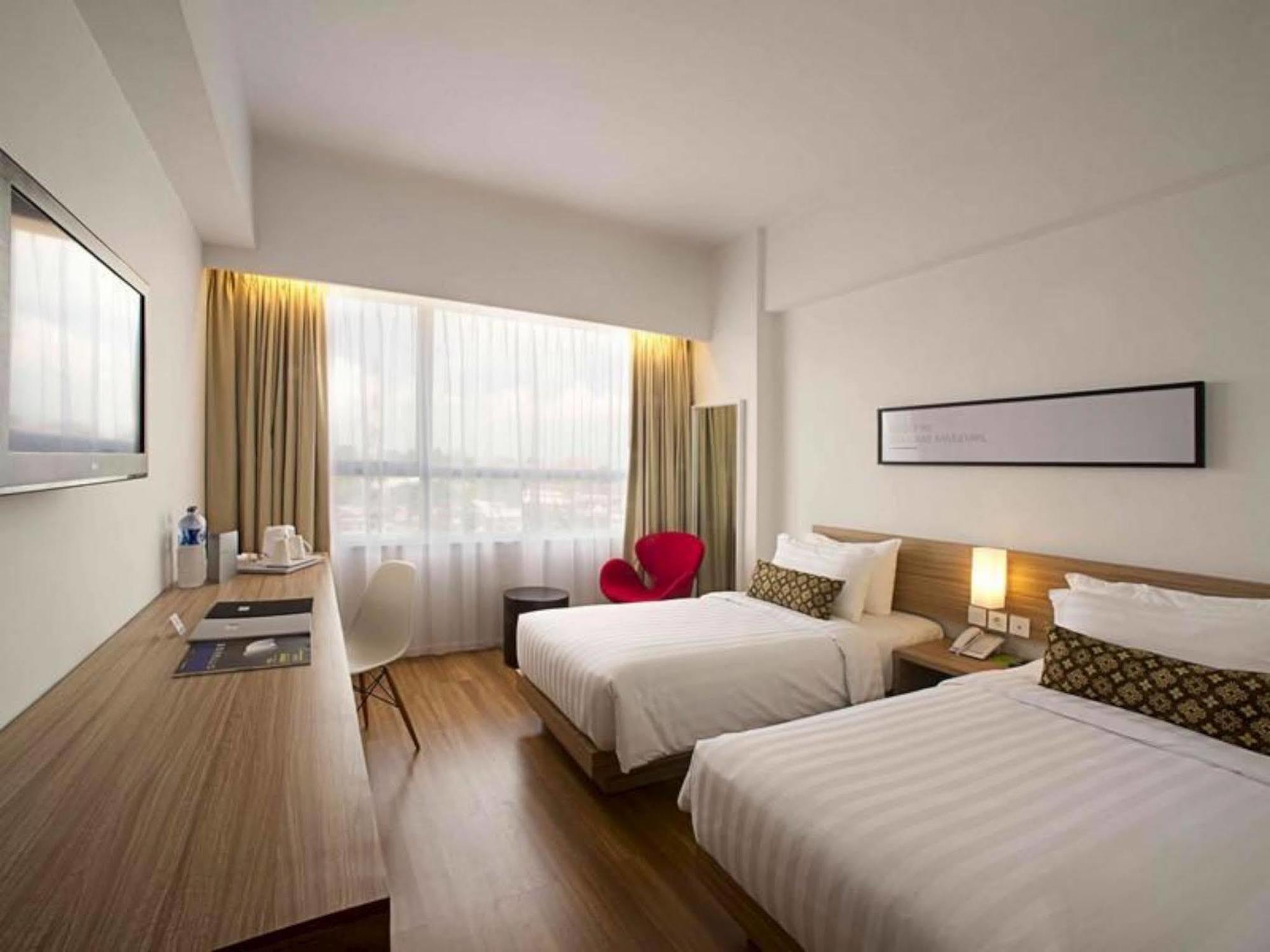 Hotel The Zhm Premiere 4*
